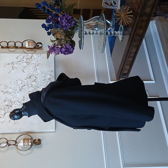 Apostrophe Women's Black Wool Blend Double Breasted Coat. Size S - Picture 10 of 17